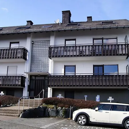 Apartment 21111 *